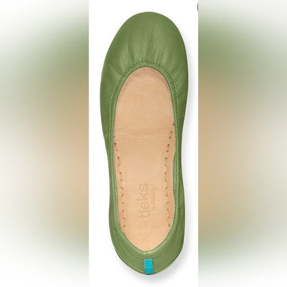 Tieks Olive Green Leather Flats Size 8 - Picture 3 of 11